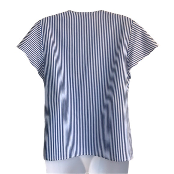 🔴 4/$15 Draper James Cotton Blue White Stripe Ruffle Front Blouse size 6 NWT - Picture 3 of 15